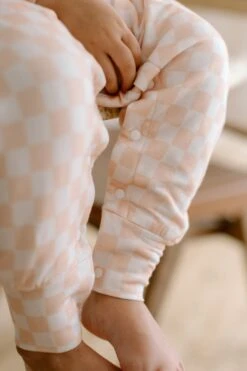 TENCEL™ Sleepsuit 1.0 TOG - Pink Checkerboard -Bandana Store ElzaPhotographie LoulouLollipop Sept.11th2024 Web 35