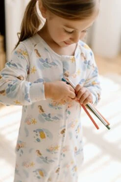 TENCEL™ Sleepsuit 1.0 TOG - Mermaids 8 TENCEL™ Sleepsuit 1.0 TOG - Mermaids -Bandana Store Elza Photographie Loulou Lollipop Sept. 11th 2024 Web 31