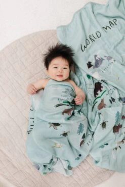 Muslin Swaddle - World Map -Bandana Store MuslinSwaddle WorldMap 3 22d06aad a8d7 4bef 9149 18eefe379050