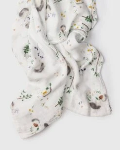 Muslin Swaddle - Hedgehogs -Bandana Store SWHGH 237 58d0f47e 50b0 42dd b7c5 b48f2b722f53
